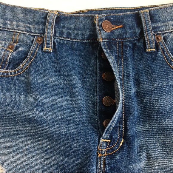Free People Sophia Mid Rise Distressed Buttonfly Cut Off Denim Jean Shorts 31 - Picture 9 of 15